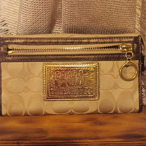 Poppy Coach wallet - Picture 2 of 10